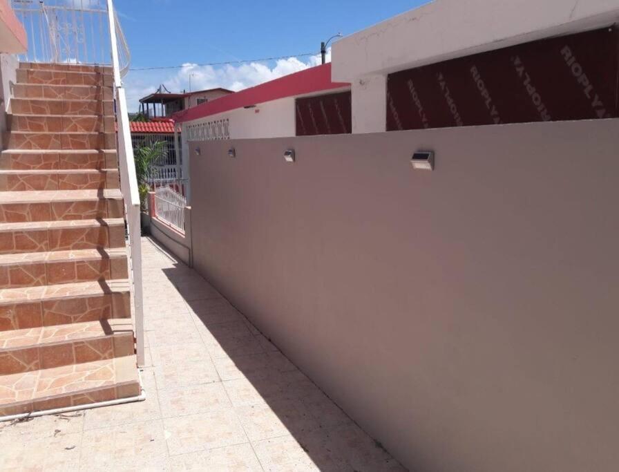 Cozy Cute Home 2Nd Floor Pay At The Property And We Have Many Method Of Payments Just Ask Us Fajardo Exterior photo